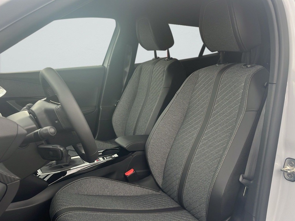 PEUGEOT 2008 1.2 PURETECH 100CH S&S ALLURE - ref: 2-768806 - Photo 7