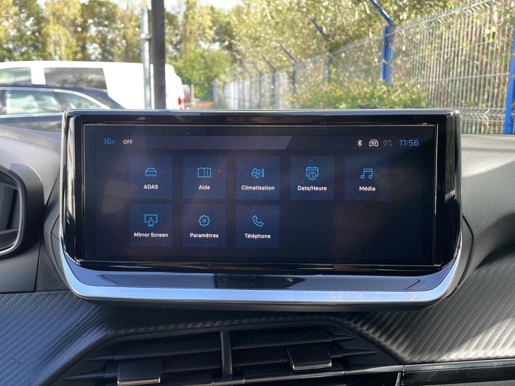 PEUGEOT 2008 1.2 PURETECH 100CH S&S ALLURE - ref: 2-768807 - Photo 18