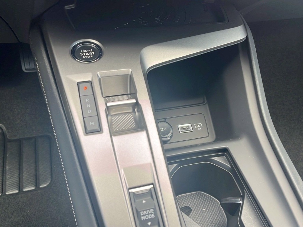 PEUGEOT 308 1.2 HYBRID 136CH E-DCS6 ALLURE - ref: 2-768815 - Photo 6