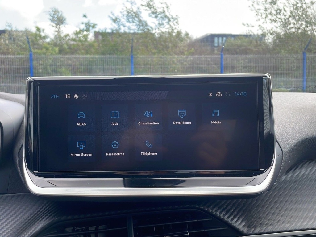 PEUGEOT 2008 1.2 PURETECH 100CH S&S ALLURE - ref: 2-768932 - Photo 18