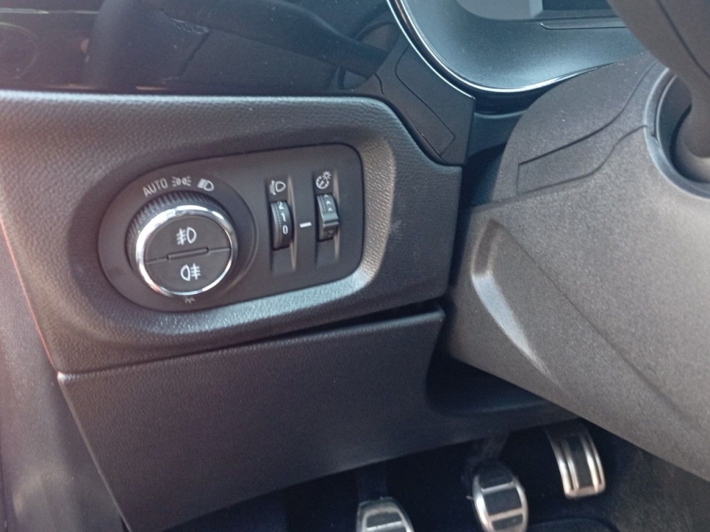 OPEL Corsa 1.2 TURBO 100CH S&S GS - ref: 2-771260 - Photo 13