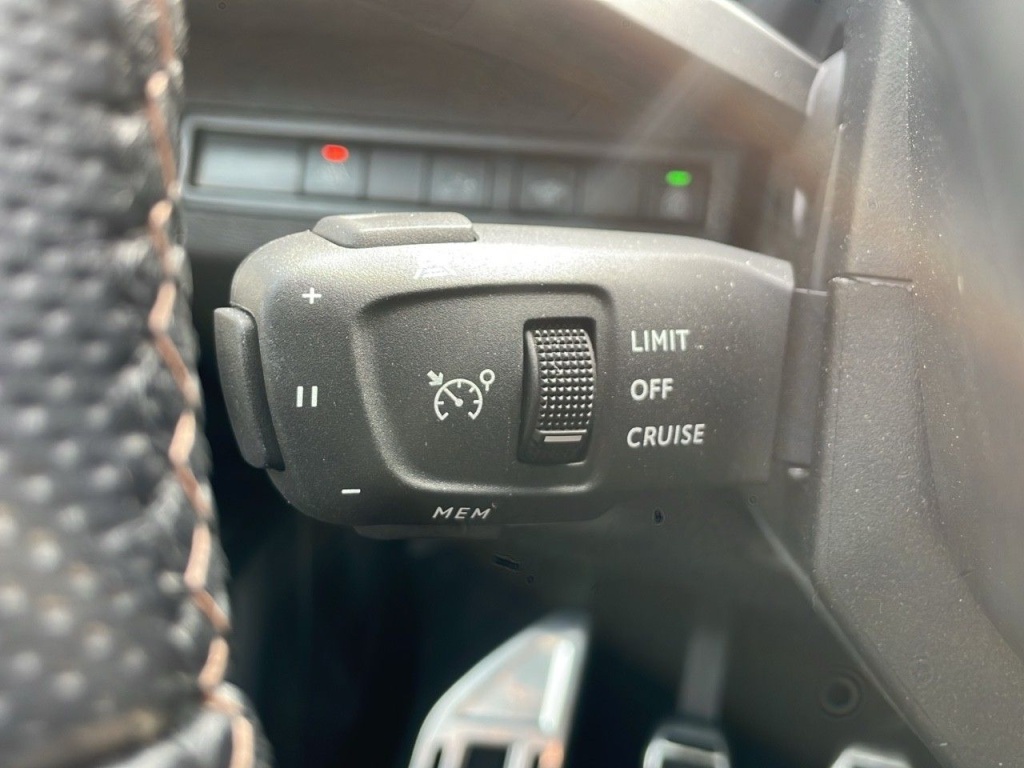 PEUGEOT 3008 1.2 PURETECH 130CH GT - ref: 2-771519 - Photo 16