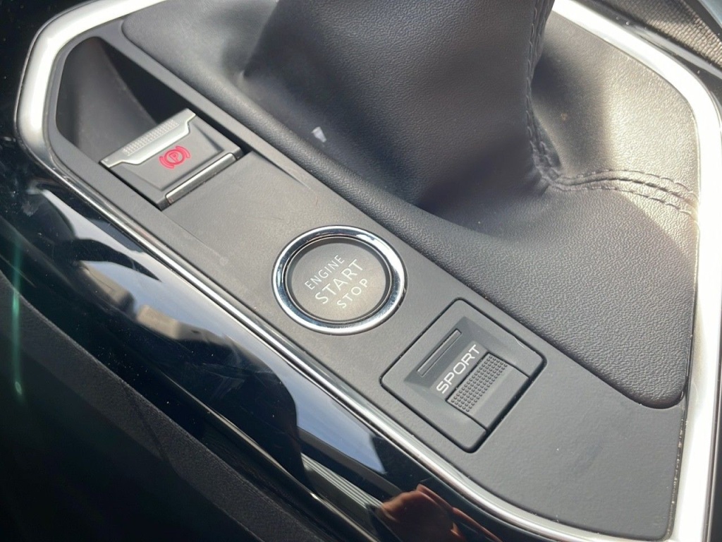 PEUGEOT 3008 1.2 PURETECH 130CH GT - ref: 2-771519 - Photo 20