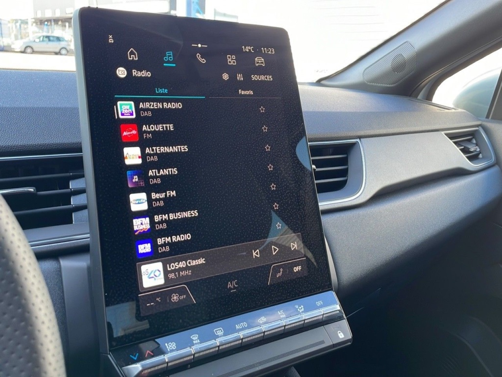 RENAULT Captur 1.6 E-TECH FULL HYBRID 145CH TECHNO - ref: 2-775308 - Photo 19