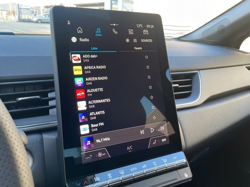 RENAULT Captur 1.6 E-TECH FULL HYBRID 145CH TECHNO - ref: 2-775361 - Photo 19