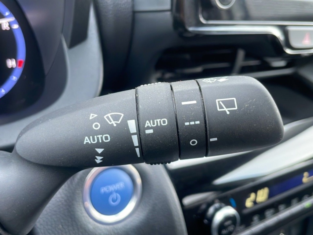 TOYOTA Yaris Cross HYBRID 117CH BUSINESS - ref: 2-802999 - Photo 13