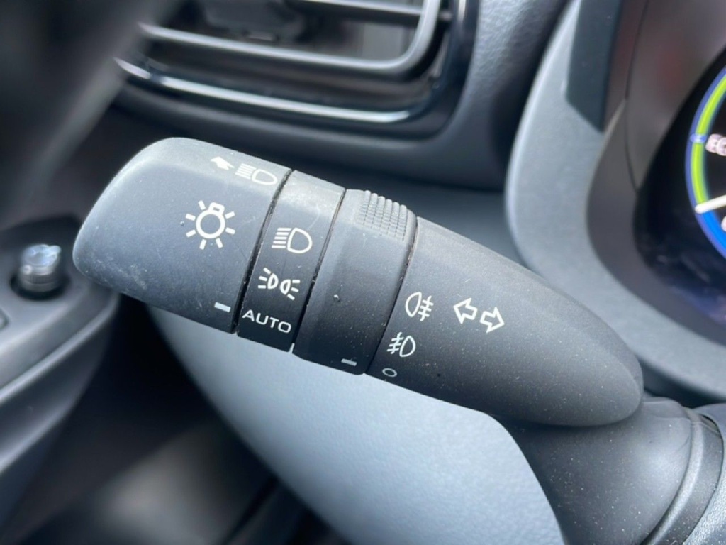 TOYOTA Yaris Cross HYBRID 117CH BUSINESS - ref: 2-802999 - Photo 14