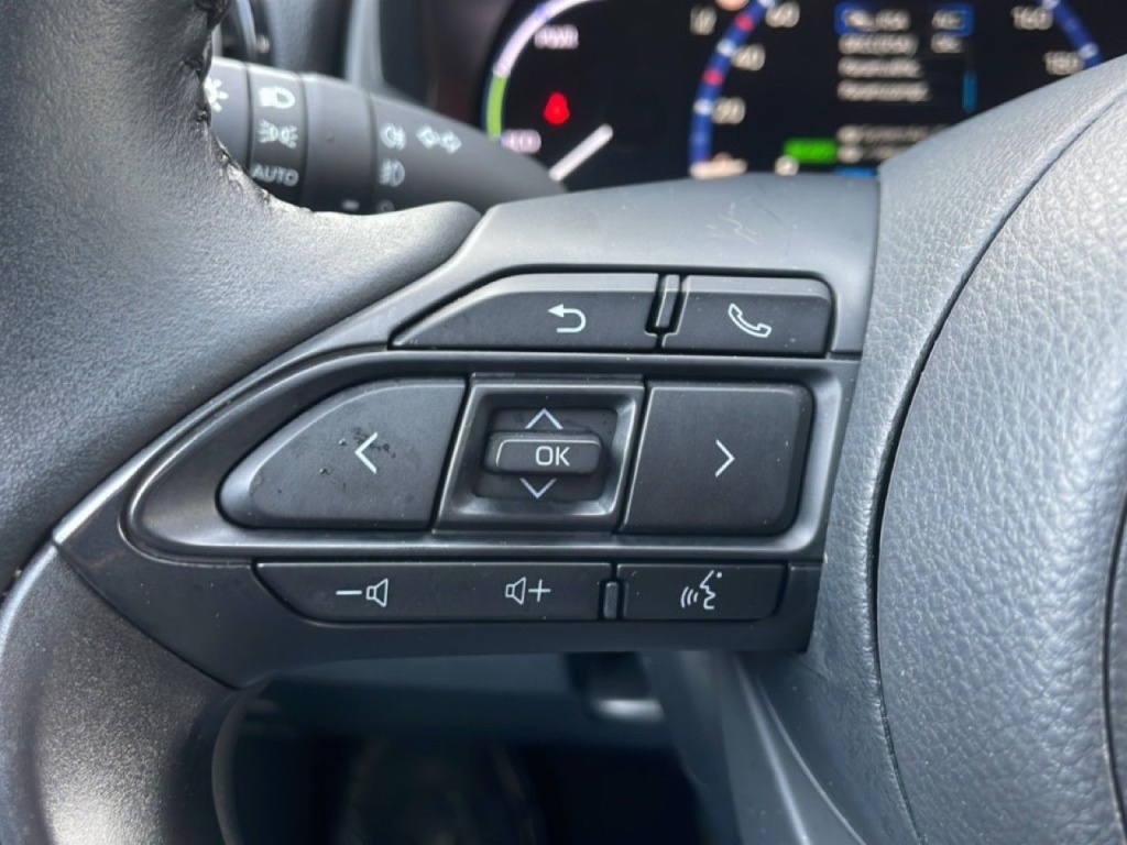 TOYOTA Yaris Cross HYBRID 117CH BUSINESS - ref: 2-802999 - Photo 16