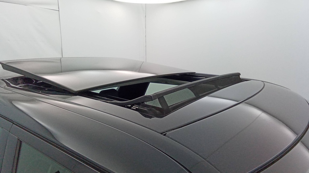 LAND ROVER Discovery SE SD4 D240 SE 7 PLACES +CUIR +TOIT - ref: 5-1263929 - Photo 13