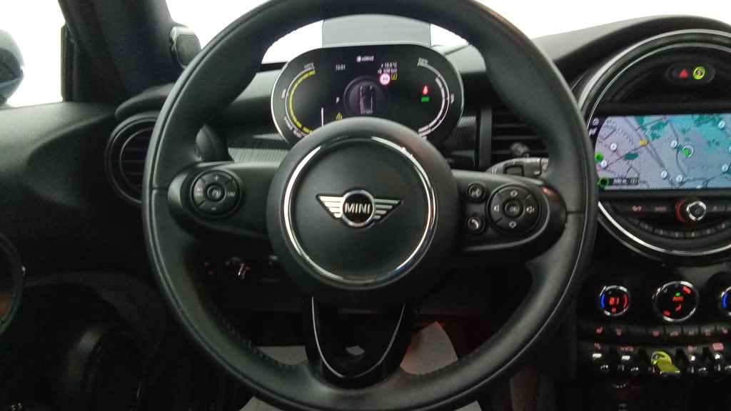 MINI Hatch Finition Yours 3 PORTES COOPER SE 184 YOURS +TOIT - ref: 5-1280157 - Photo 13