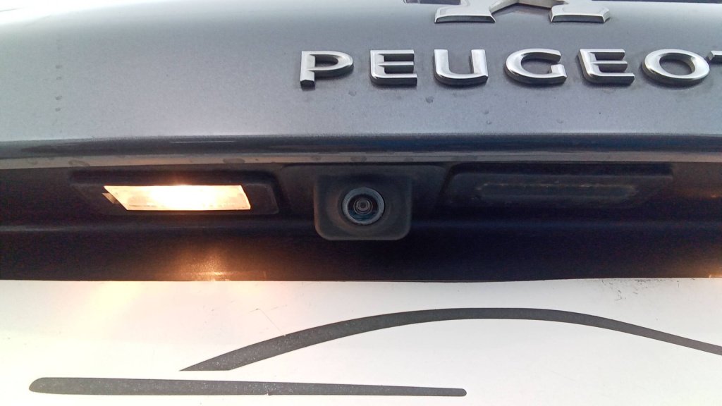 PEUGEOT 308 Allure Pack PURETECH 110 ALLURE PACK +GPS +PDC AR/AV - ref: 5-1305857 - Photo 12