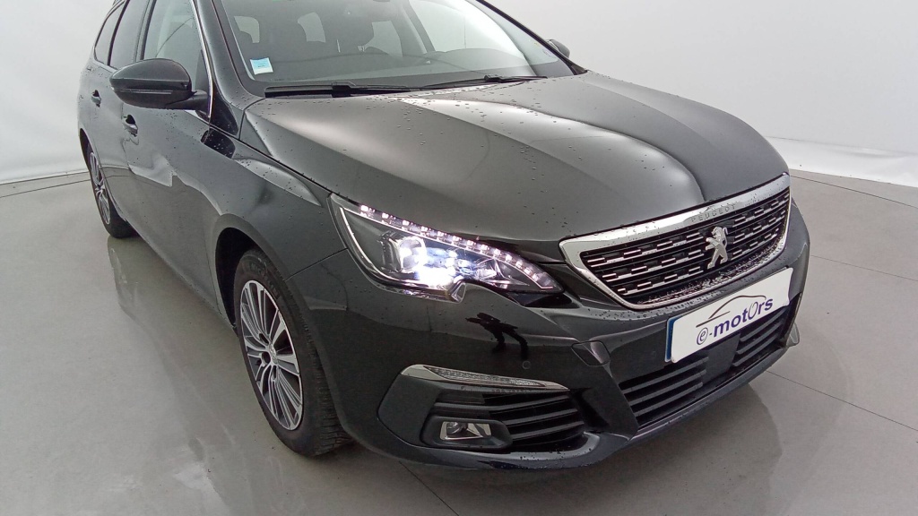 PEUGEOT 308 SW Allure PURETECH 130 EAT8 ALLURE - ref: 5-1306658 - Photo 9