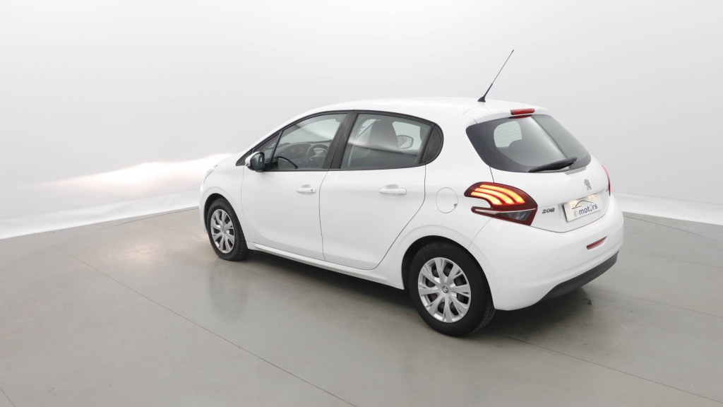 PEUGEOT 208 Active 1.2 PURETECH 68 ACTIVE - ref: 5-1306765 - Photo 4