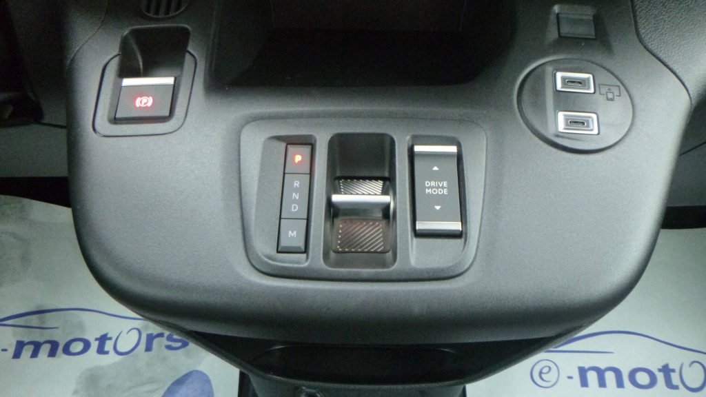 CITROEN Berlingo Max TAILLE M BLUEHDI 130 S&S EAT8 PLUS +PACK STYLE - ref: 5-1323170 - Photo 19