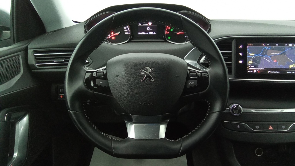 PEUGEOT 308 Active PURETECH 110 ACTIVE +GPS +PDC AV - ref: 5-1345463 - Photo 12