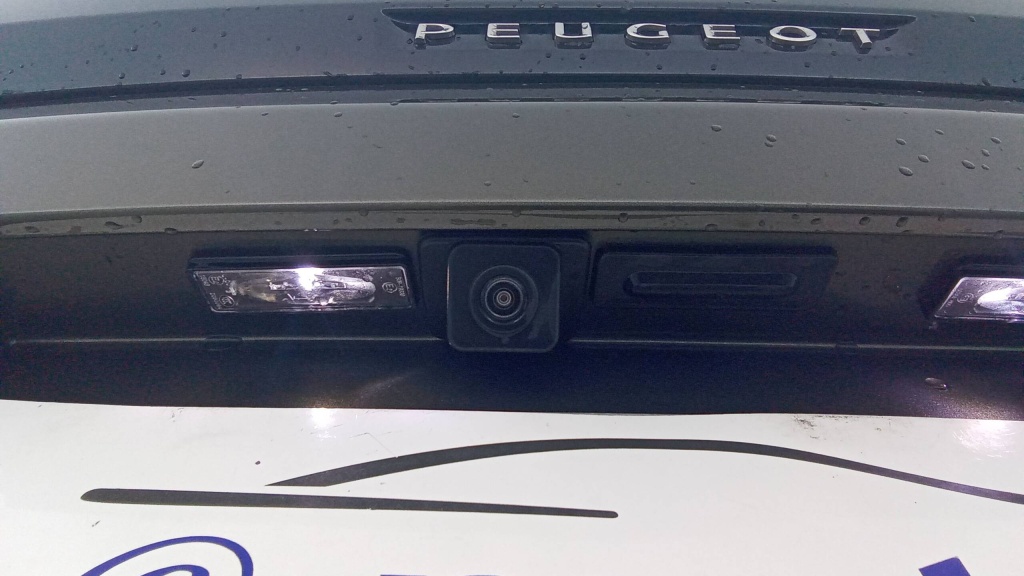 PEUGEOT 3008 Allure HYBRID 225 E-EAT8 ALLURE - ref: 5-1353624 - Photo 12