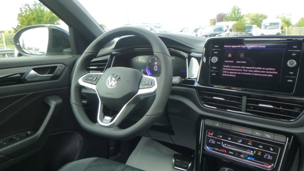 VOLKSWAGEN T-Roc R-Line Edition TDI 150 DSG7 R-LINE EDITION +JANTES 19