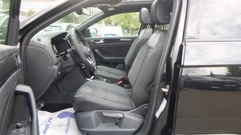 VOLKSWAGEN T-Roc R-Line Edition TDI 150 DSG7 R-LINE EDITION +JANTES 19