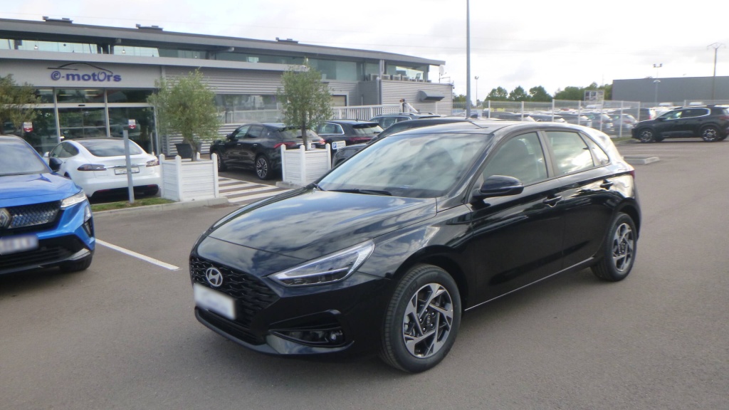 HYUNDAI i30 Creative I30 T-GDI 100 BVM CREATIVE +PACK HIVER - ref: 5-1367411 - Photo 1