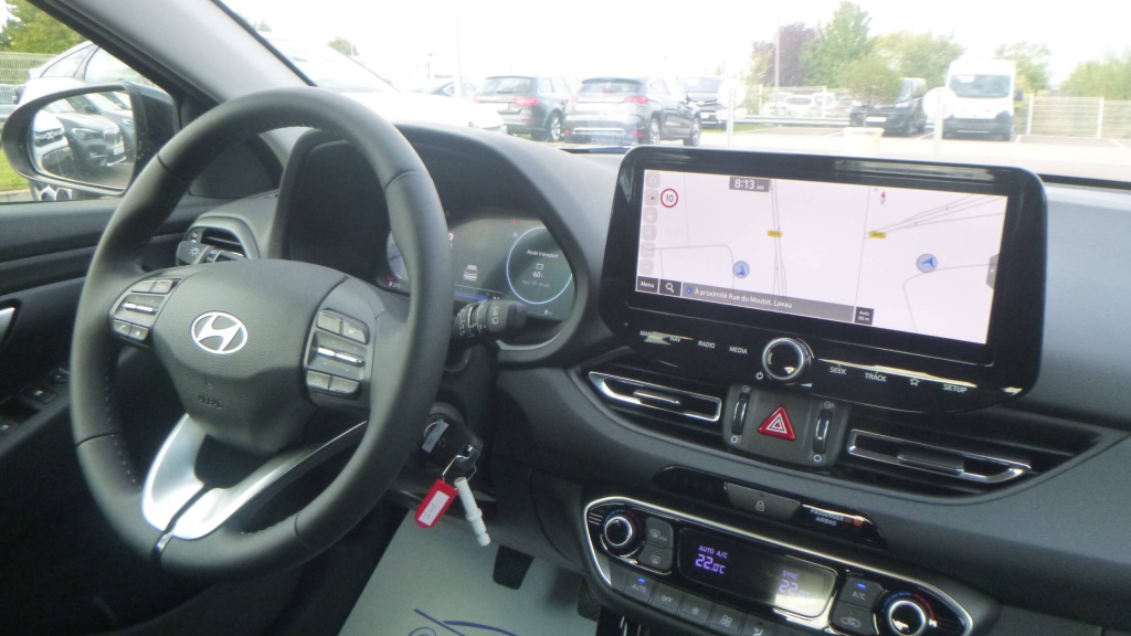 HYUNDAI i30 Creative I30 T-GDI 100 BVM CREATIVE +PACK HIVER - ref: 5-1367411 - Photo 15