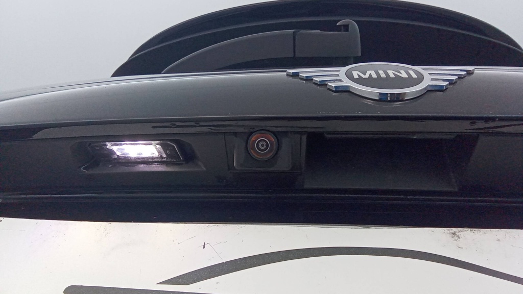 MINI Hatch Finition MINI Yours HATCH 3 PORTES COOPER SE 184 MINI YOURS - ref: 5-1367583 - Photo 12