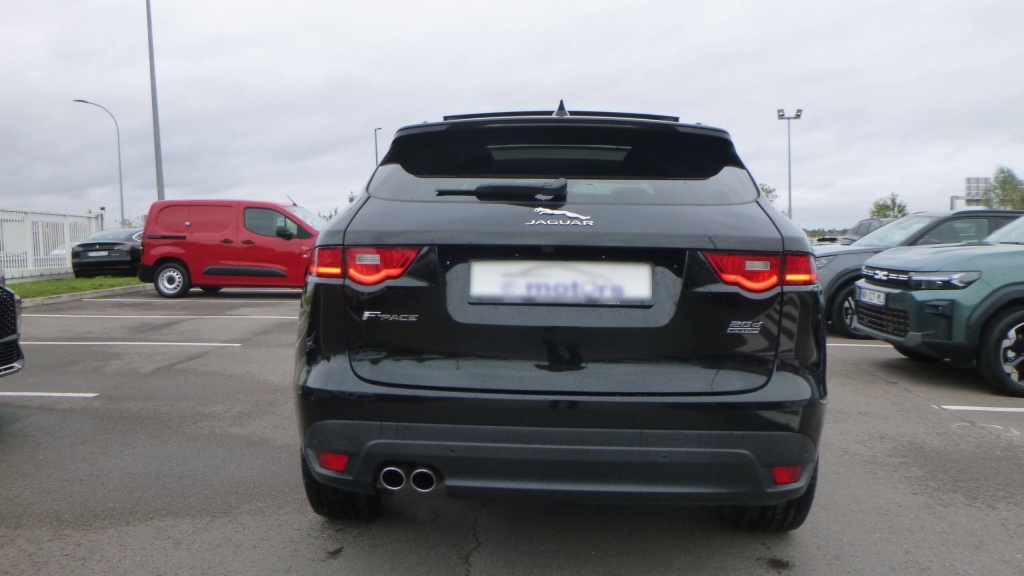 JAGUAR F-PACE R-Sport 2.0 D - 180 CH  AWD BVA8 - R-SPORT - ref: 5-1367826 - Photo 6