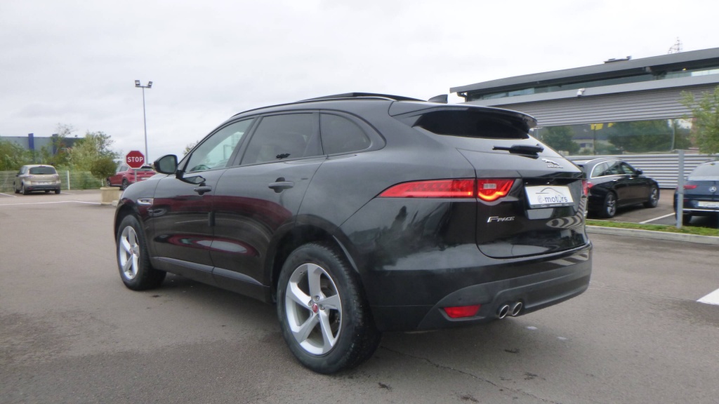 JAGUAR F-PACE R-Sport 2.0 D - 180 CH  AWD BVA8 - R-SPORT - ref: 5-1367826 - Photo 7