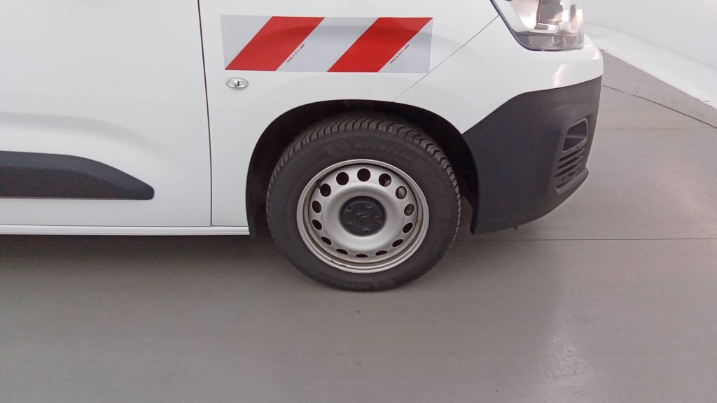 CITROEN Berlingo Van CLUB M 1000 PURETECH 130 EAT8 CLUB +GPS +CAMERA - ref: 5-1368155 - Photo 11