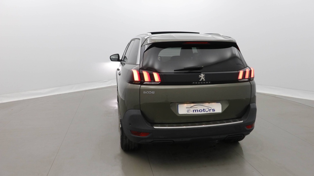 PEUGEOT 5008 Allure PURETECH 130 EAT8 ALLURE - ref: 5-1368764 - Photo 4