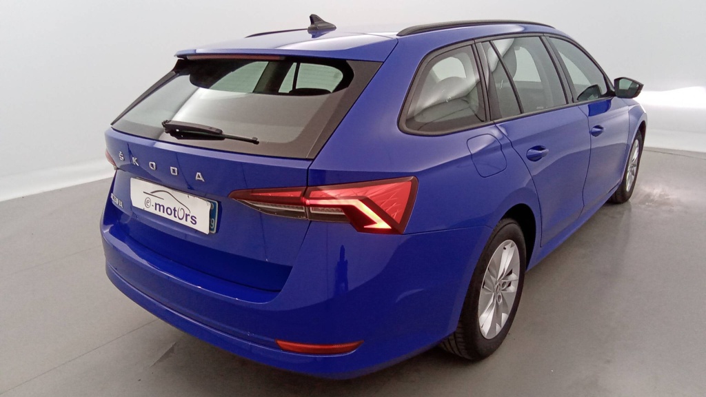 SKODA Octavia Combi Ambition 2.0 TDI 116 AMBITION +GPS +ACC - ref: 5-1369019 - Photo 10