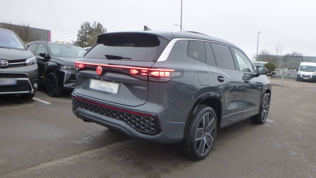 VOLKSWAGEN Tayron R-Line EHYBRID 272 DSG6 5PL R-LINE +TOIT PANO +JA20