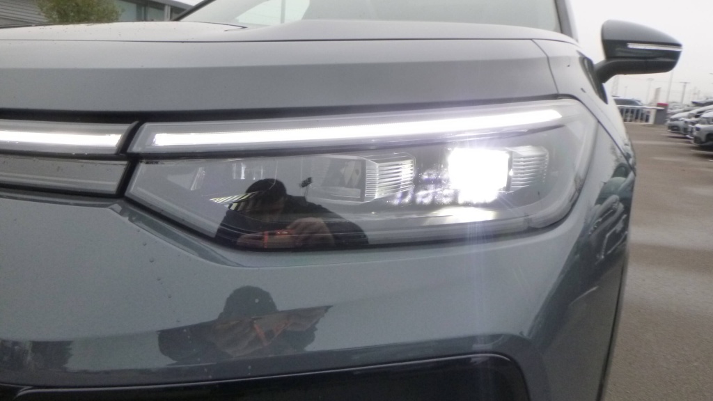 VOLKSWAGEN Tayron R-Line EHYBRID 272 DSG6 5PL R-LINE +TOIT PANO +JA20