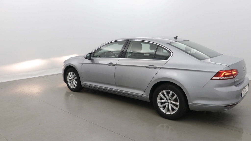 VOLKSWAGEN Passat Confortline 2.0 TDI 150 DSG7 CONFORTLINE +GPS +CAMERA - ref: 5-1371645 - Photo 4