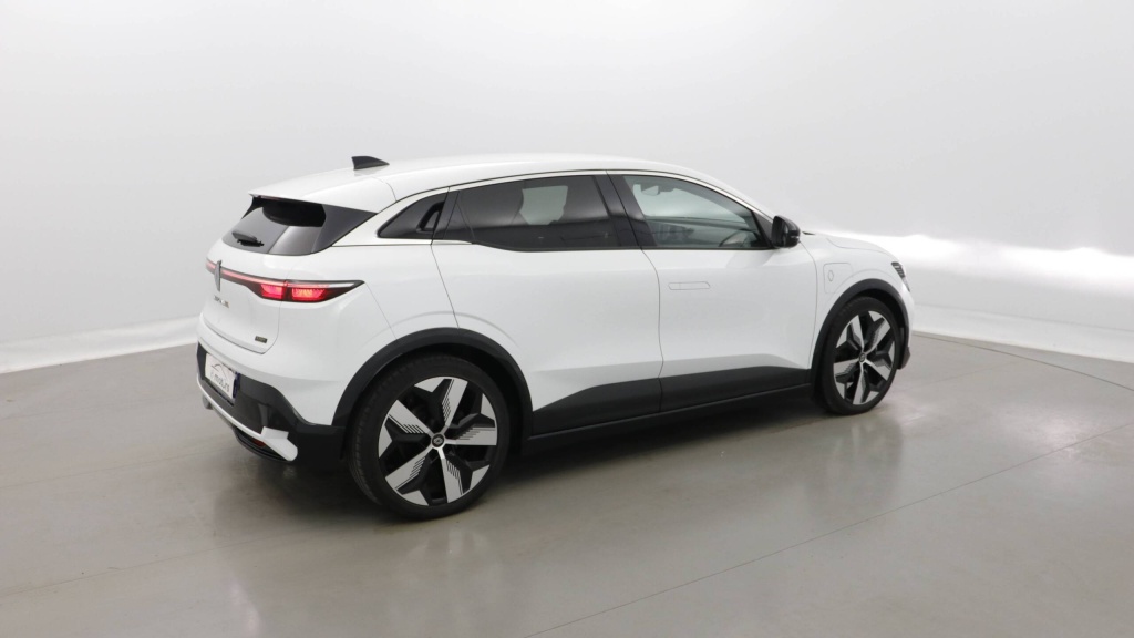 RENAULT Megane Techno EV60 220 OPTIMUM CHARGE TECHNO - ref: 5-1372173 - Photo 6