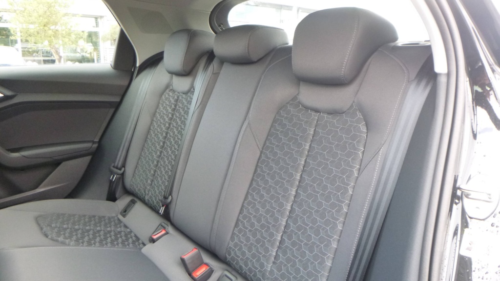 AUDI A1 Sportback S Line 25 TFSI 95 S TRONIC 7 S LINE +ACC+CAMERA - ref: 5-1373344 - Photo 17