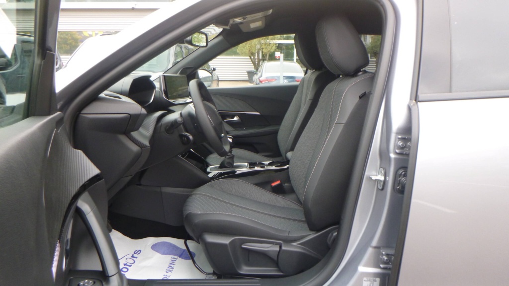 PEUGEOT 2008 Allure 100 S&S ALLURE - ref: 5-1373593 - Photo 15
