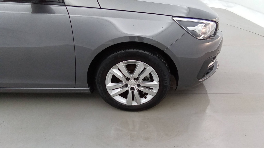PEUGEOT 308 Active PURETECH 110 ACTIVE +GPS +PDC AV - ref: 5-1374349 - Photo 11