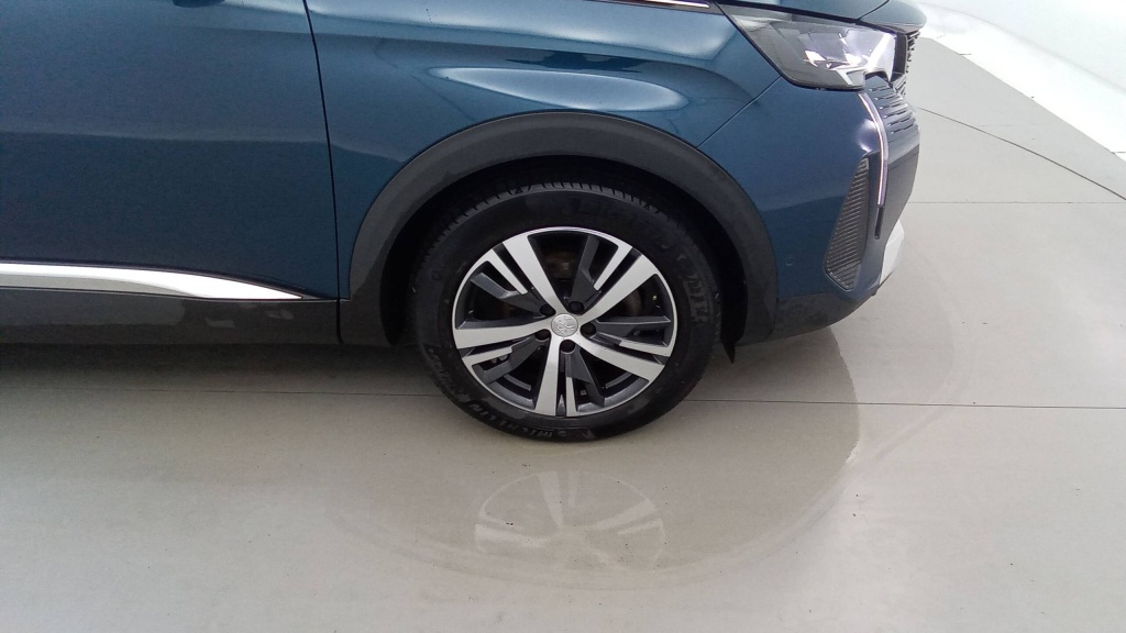 PEUGEOT 5008 Allure PURETECH 130 ALLURE - ref: 5-1376549 - Photo 11