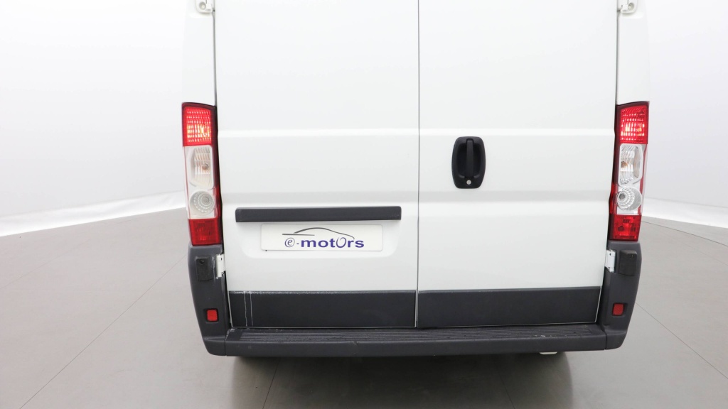 PEUGEOT Boxer CONFORT BOXER TOLE 333 L2H2 2.2 HDI 110 FAP - CONFORT - ref: 5-1377935 - Photo 5