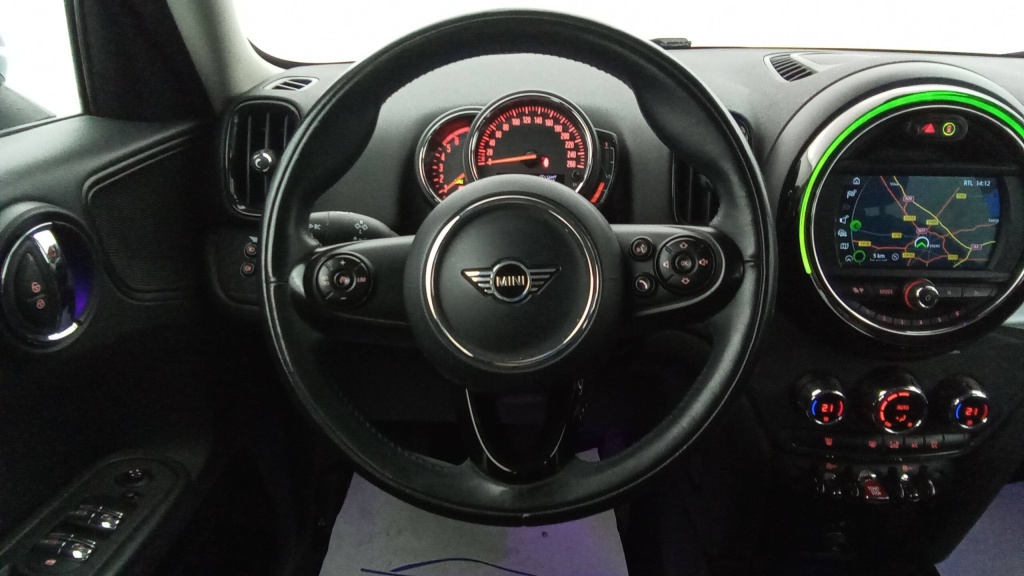 MINI Countryman Cooper D Chili COUNTRYMAN 150 CH BVA8 - COOPER D CHILI - ref: 5-1380376 - Photo 12