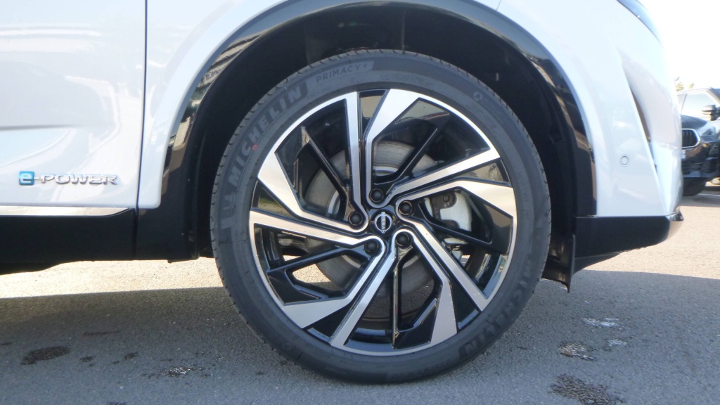 NISSAN Qashqai Tekna+ E-POWER 190 TEKNA+  - ref: 5-1384408 - Photo 11