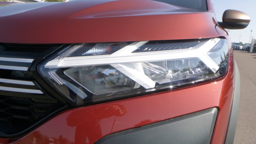 DACIA Jogger Extreme + ECO-G 100 7 PLACES EXTREME+  +SIEGES AV CHAUFFANTS - ref: 5-1388910 - Photo 9