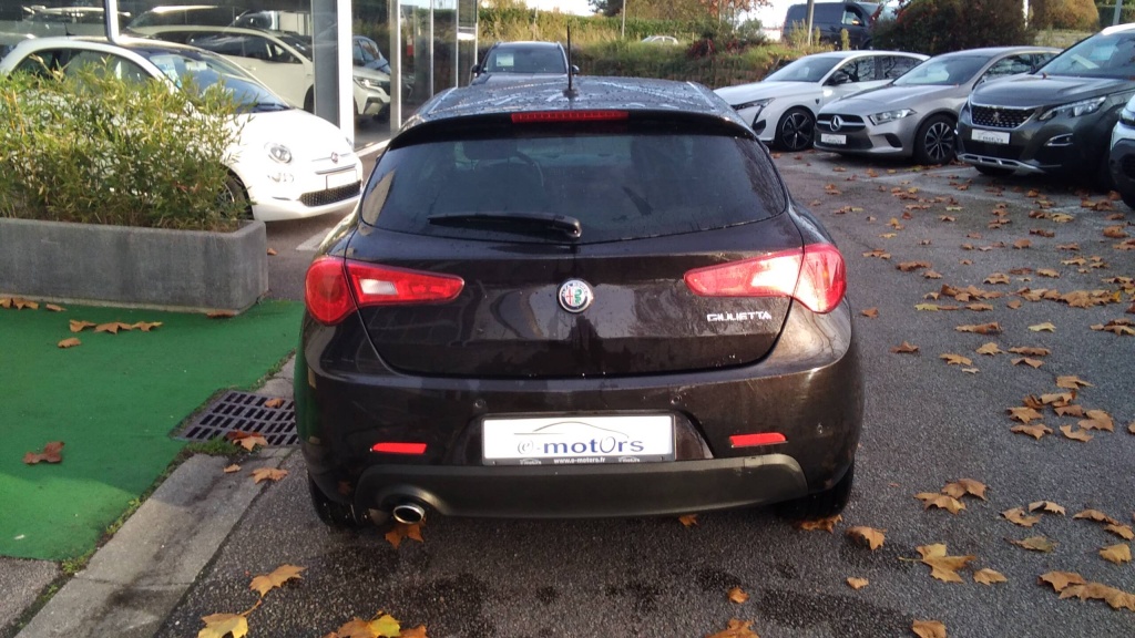 ALFA ROMEO GIULIETTA SERIE 2 Super 1.6 JTDM 120 CH S&S - SUPER - ref: 5-1391409 - Photo 6