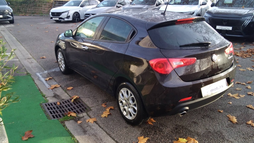 ALFA ROMEO GIULIETTA SERIE 2 Super 1.6 JTDM 120 CH S&S - SUPER - ref: 5-1391409 - Photo 7