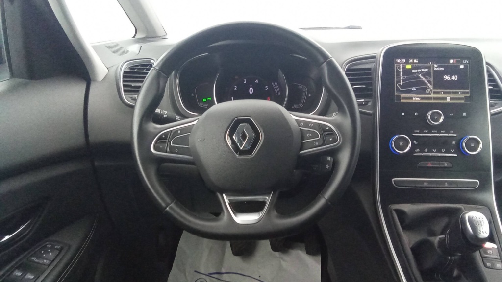 RENAULT Grand Scenic Zen GRAND SCENIC TCE 140 ZEN +PACK R-LINK 2 +PACK CONFORT  - ref: 5-1392464 - Photo 12