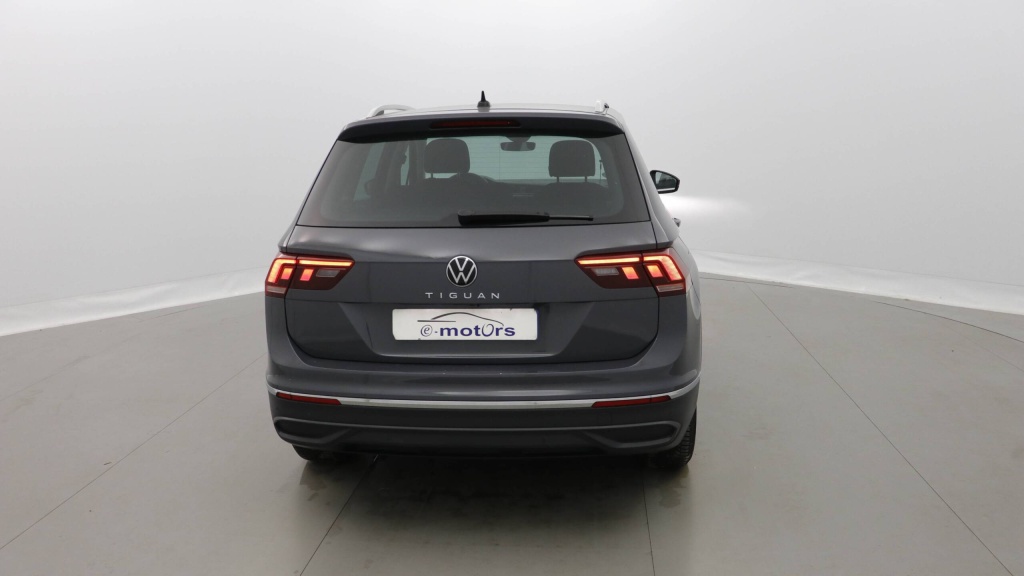 VOLKSWAGEN Tiguan Life EHYBRID 245 DSG6 LIFE +CAMERA - ref: 5-1393199 - Photo 5