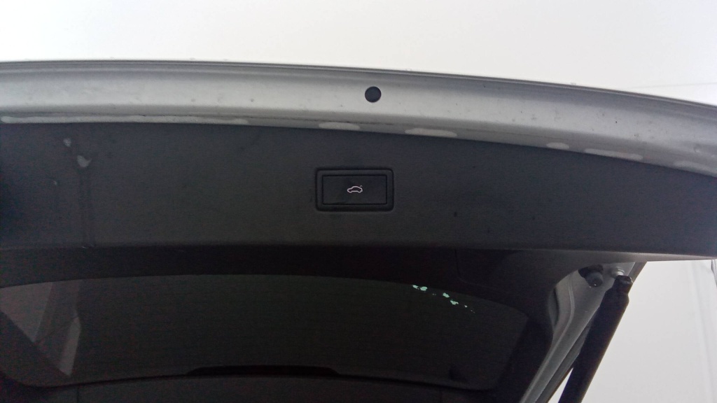 VOLKSWAGEN Tiguan Life TDI 150 DSG7 LIFE +CAMERA - ref: 5-1393219 - Photo 14