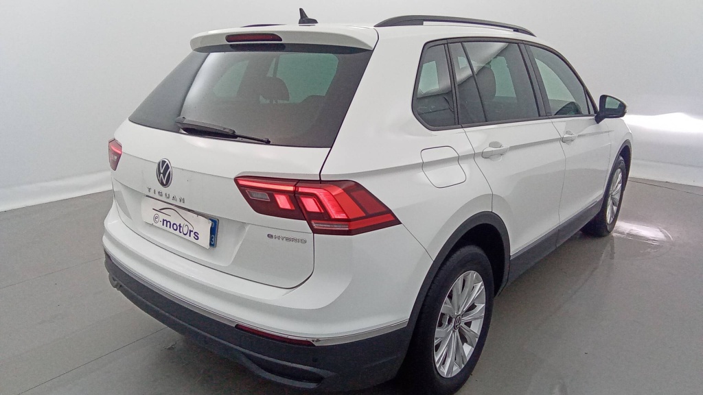 VOLKSWAGEN Tiguan Life EHYBRID 245 DSG6 LIFE +CAMERA +ATTELAGE +NAV - ref: 5-1394336 - Photo 10