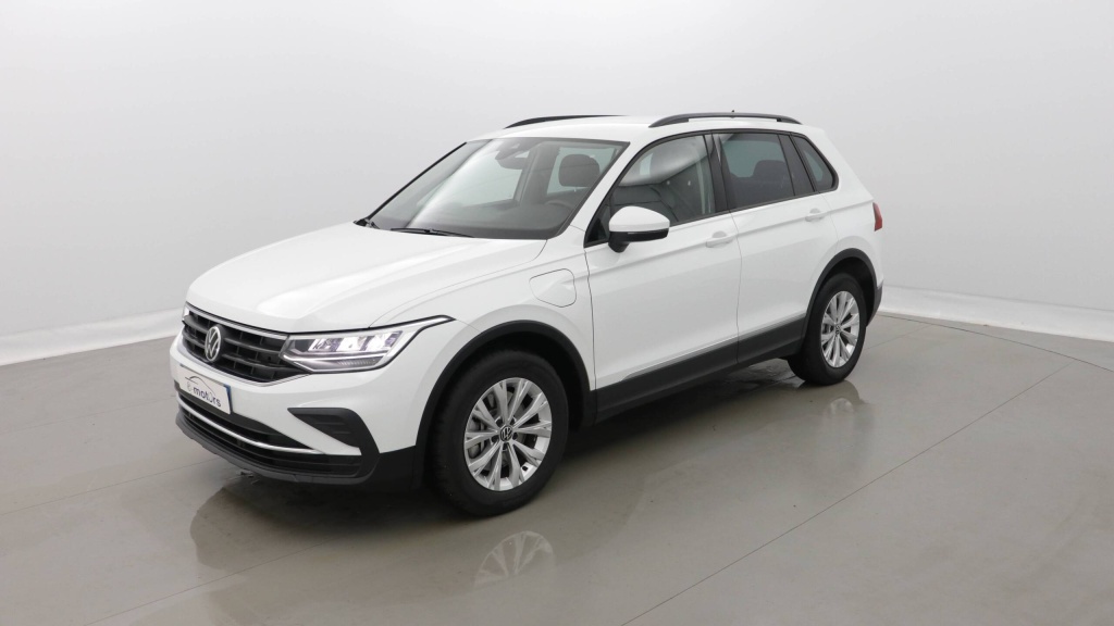 VOLKSWAGEN Tiguan Life EHYBRID 245 DSG6 LIFE +CAMERA +ATTELAGE +NAV - ref: 5-1394336 - Photo 16