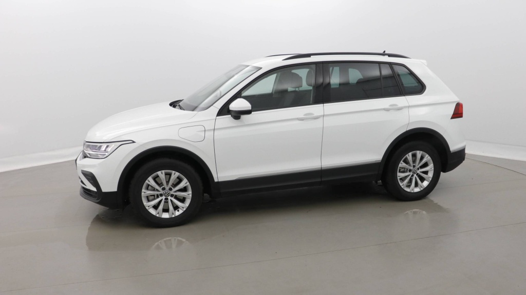 VOLKSWAGEN Tiguan Life EHYBRID 245 DSG6 LIFE +CAMERA +ATTELAGE +NAV - ref: 5-1394336 - Photo 2